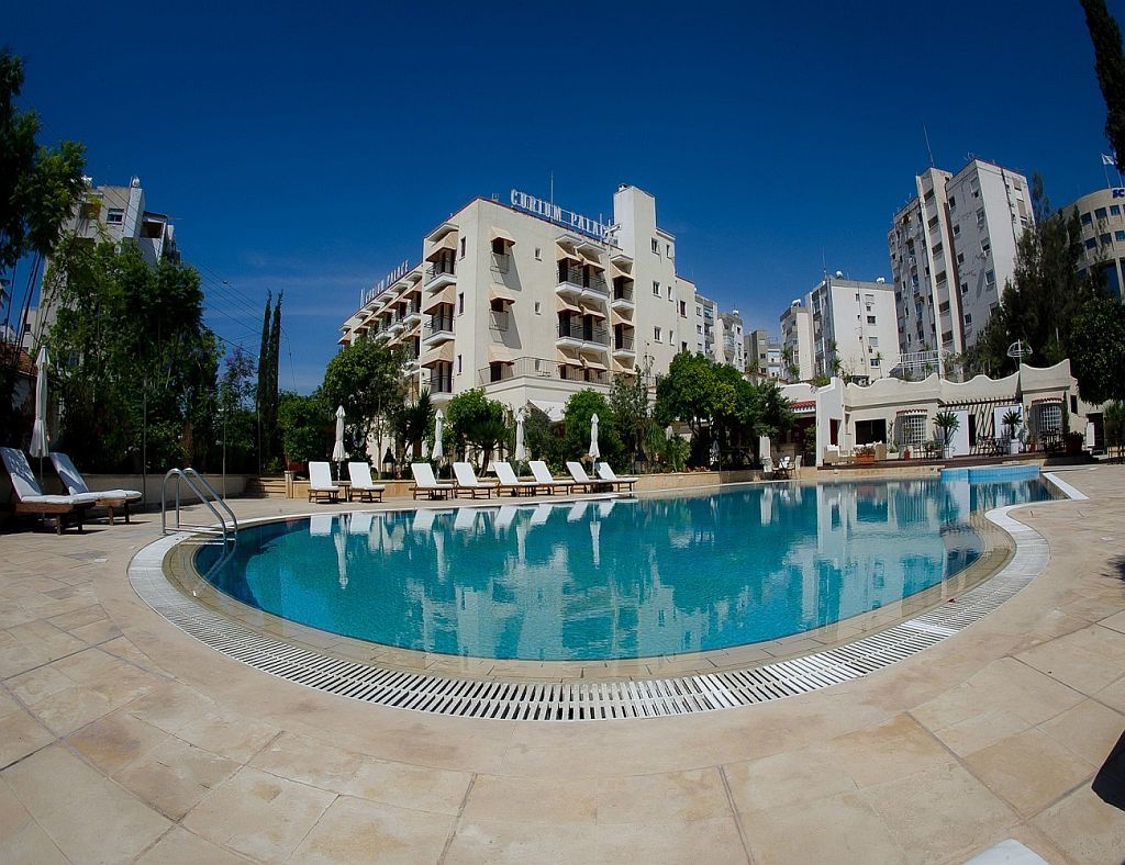 Curium Palace Hotel Limassol Zewnętrze zdjęcie
