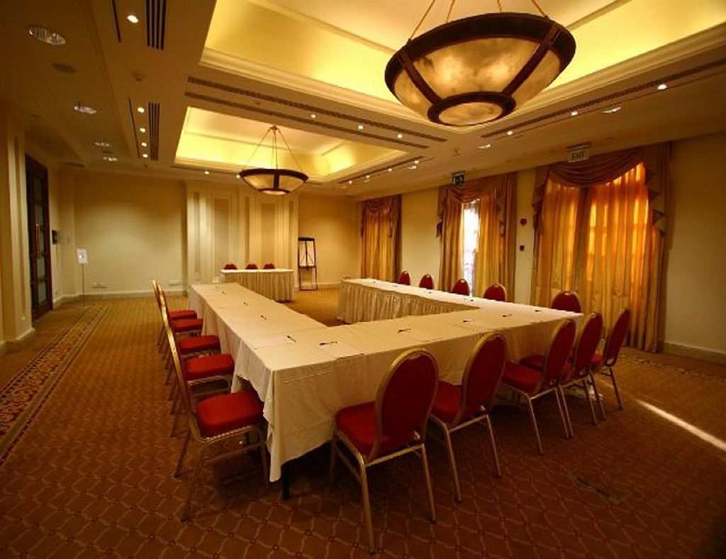 Curium Palace Hotel Limassol Zewnętrze zdjęcie