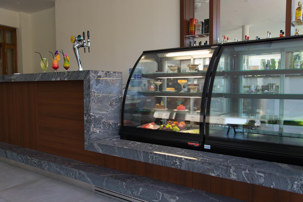Curium Palace Hotel Limassol Zewnętrze zdjęcie