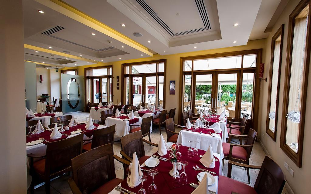 Curium Palace Hotel Limassol Zewnętrze zdjęcie